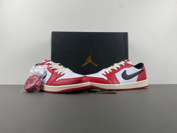 Air Jordan 1 Low OG “Chicago” HQ6998-600
