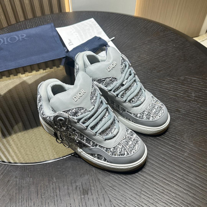 D1R* B9S COPSHOE DR-327
