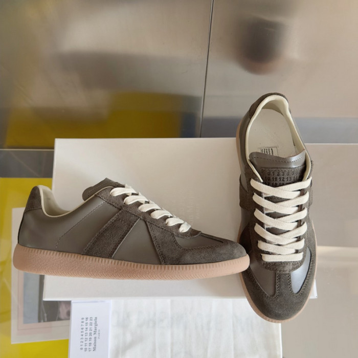 MM COPSHOE -MM18