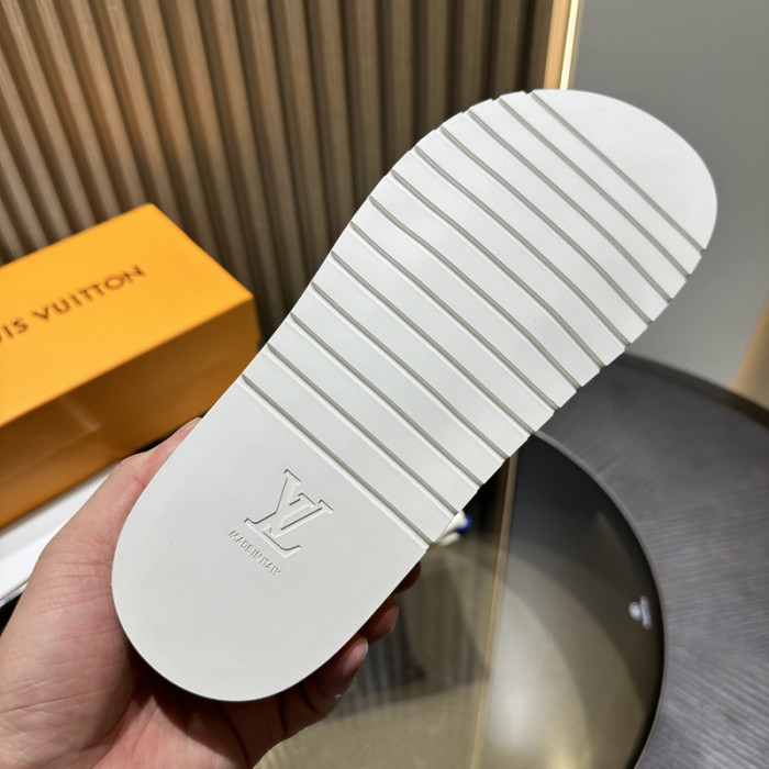 LVT SLIDE COPSHOE LVS-107