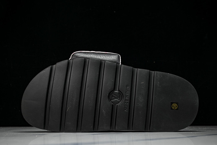 LVT SLIDE COPSHOE LVS-153