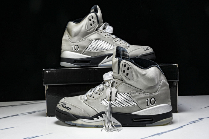 Jordan 5 Retro Wings (2025) - IO2038-001