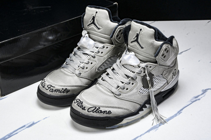 Jordan 5 Retro Wings (2025) - IO2038-001