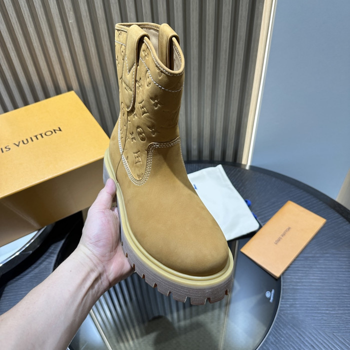 LVT BOOT COPSHOE L&V-BT16