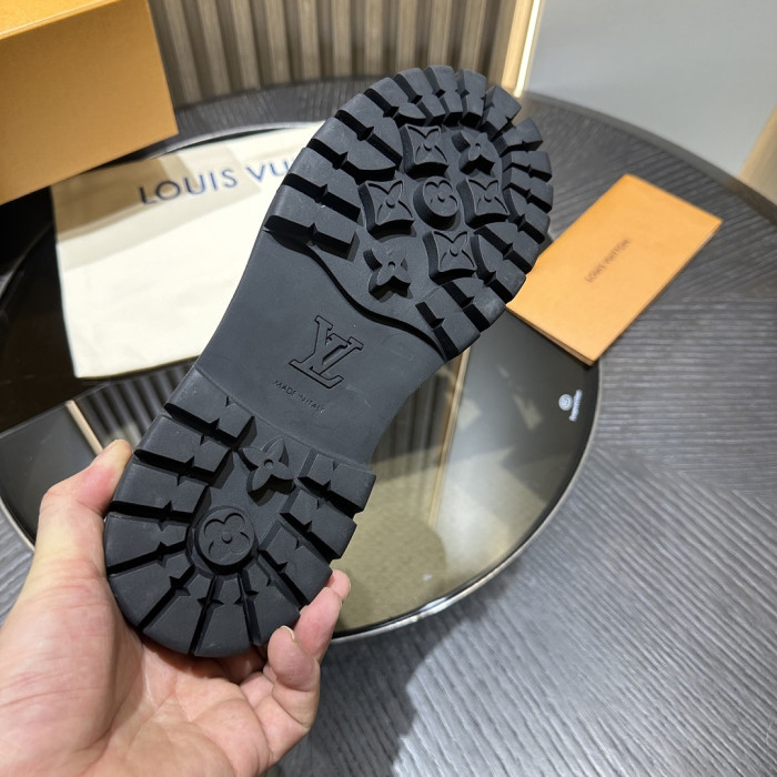 LVT BOOT COPSHOE L&V-BT19