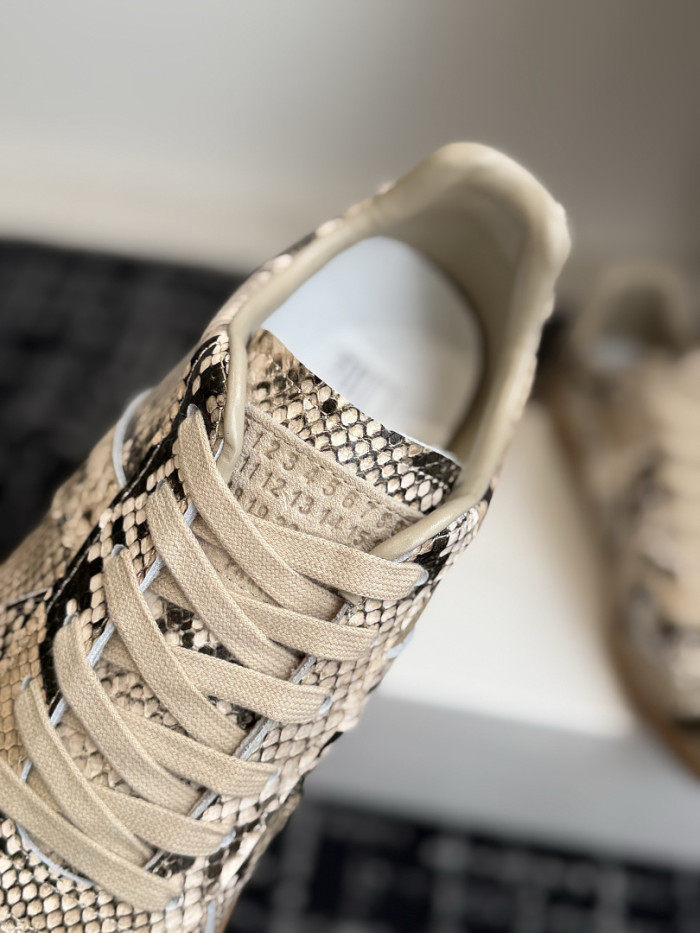MM COPSHOE -MM228