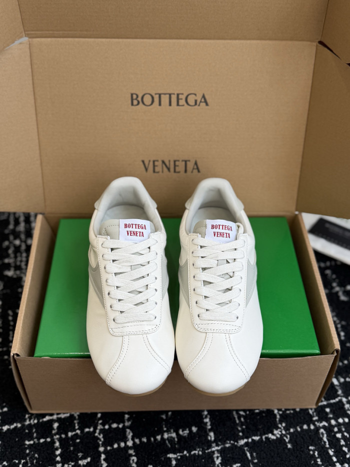 B0tt*ga Ven*ta SNEAKER COPSHPE BV-109
