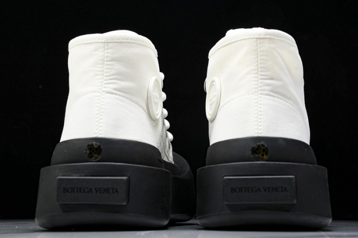 bo*te*ga Ve*ne*ta sneaker copshpe bv-48