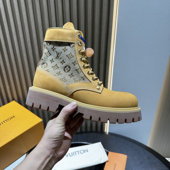 LVT BOOT COPSHOE L&V-BT06