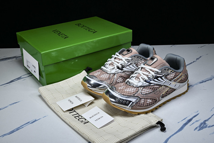 B0tt*ga Ven*ta SNEAKER COPSHPE BV-107