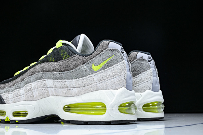 Nike Air Max 95 OG Reverse Gradient Neon - HM4738-001