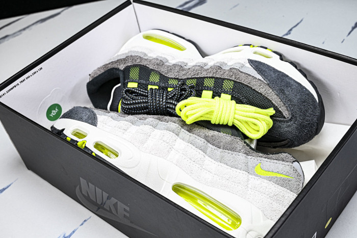 Nike Air Max 95 OG Reverse Gradient Neon - HM4738-001