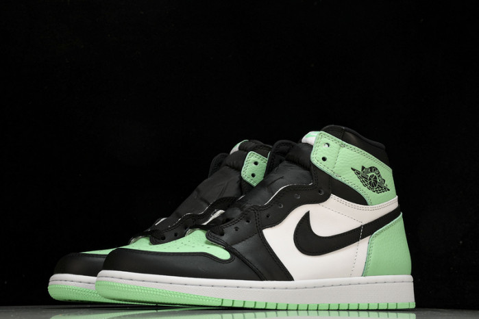 air jordan 1 high og green glow dz5485-130
