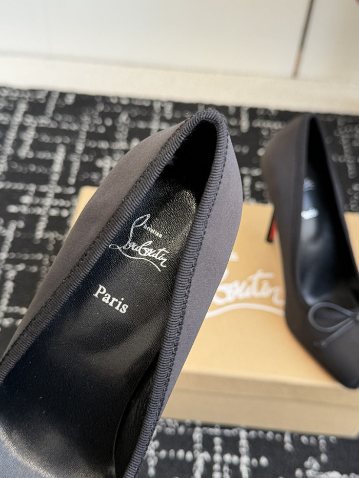 Chr1st1an LOUBOUTIN COPSHOE CL-HEEL 02