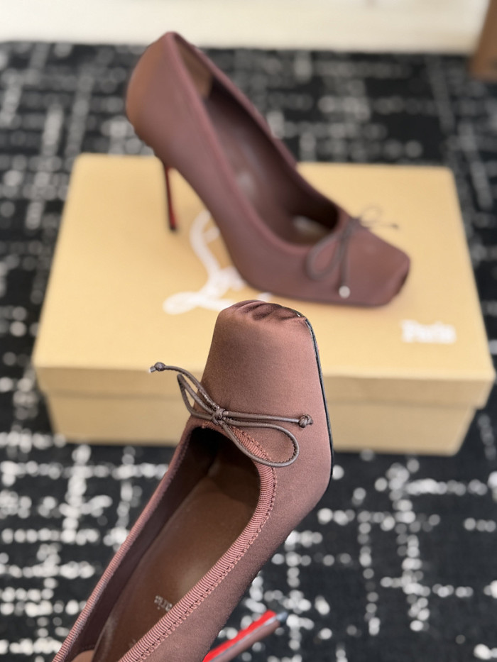 Chr1st1an LOUBOUTIN COPSHOE CL-HEEL 03