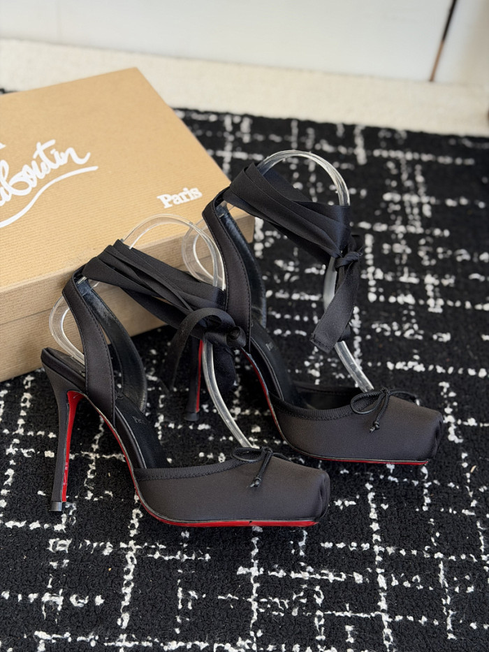Chr1st1an LOUBOUTIN COPSHOE CL-HEEL 09