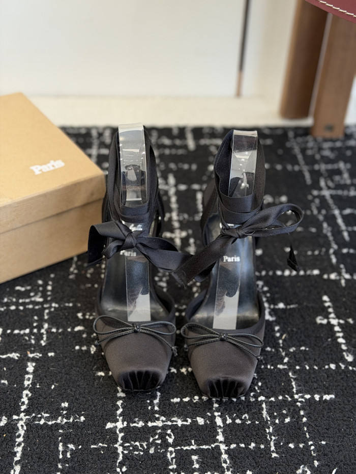 Chr1st1an LOUBOUTIN COPSHOE CL-HEEL 09