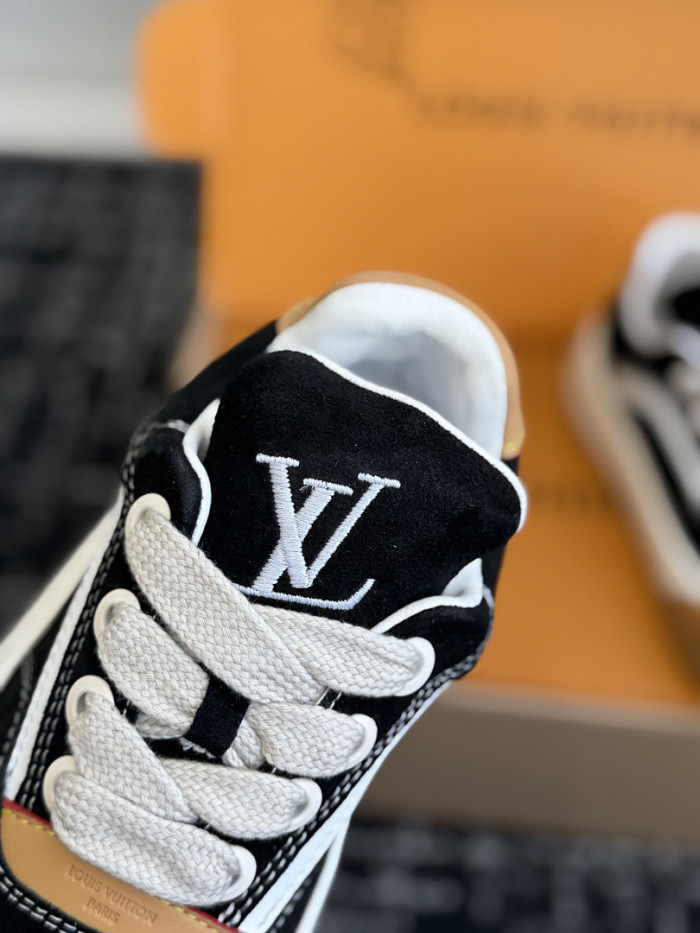 LVT Tilted Sneaker COPSHOE L&V-TI03