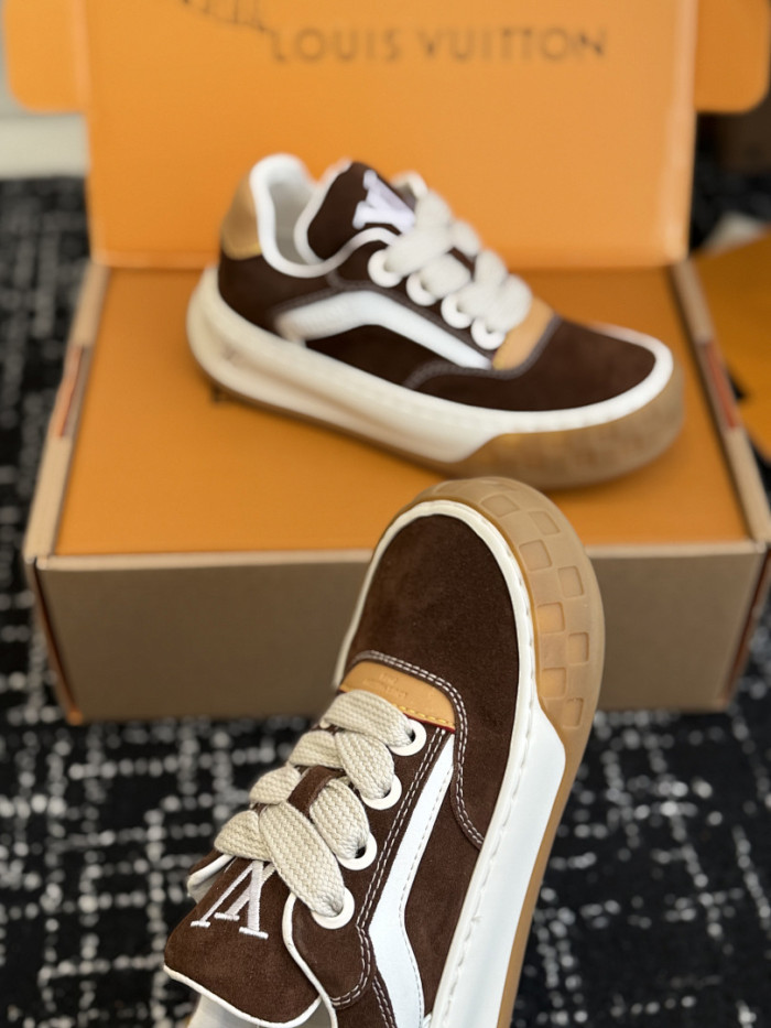 LVT Tilted Sneaker COPSHOE L&V-TI04