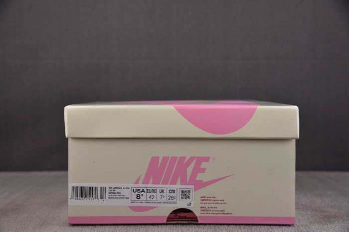 Travis Scott x Air Jordan 1 Low OG "Muslin Pink" IQ7604-100