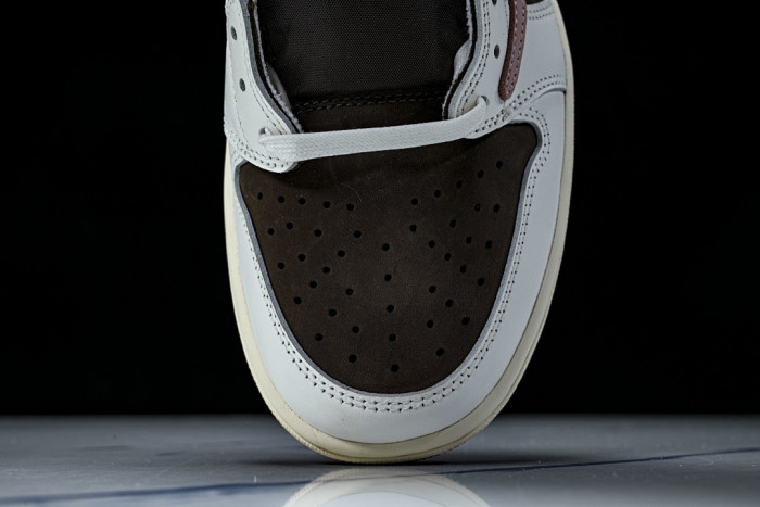 Travis Scott x Air Jordan 1 Low OG Dark Pony Pink OxF0rd DZ4137-206