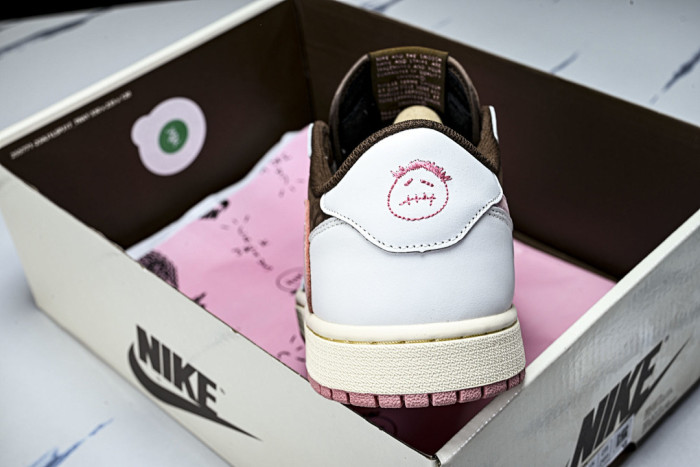 Travis Scott x Air Jordan 1 Low OG Dark Pony Pink OxF0rd DZ4137-206