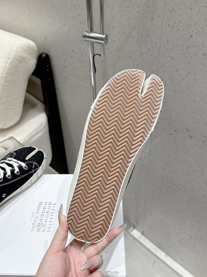 MM COPSHOE -MM144