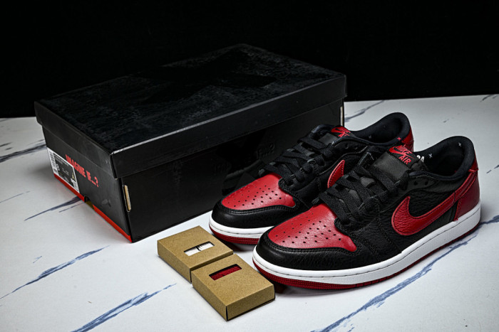 Jordan 1 Retro Low OG Banned - IW6276-001