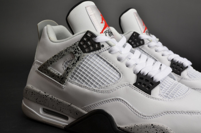 air jordan 4 og “white cement” 840606-192