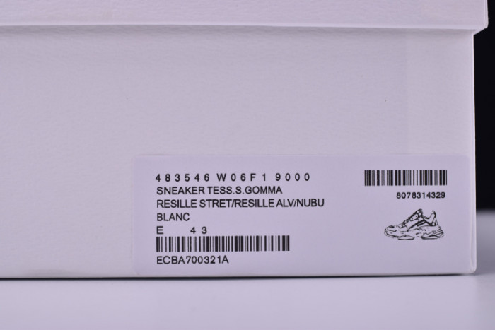 bl 17fw triple s“cream” 490671-w06f1-9000